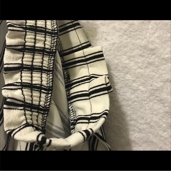 Hot Kiss Comfy Ruffled White Striped Shorts - Picture 6 of 8